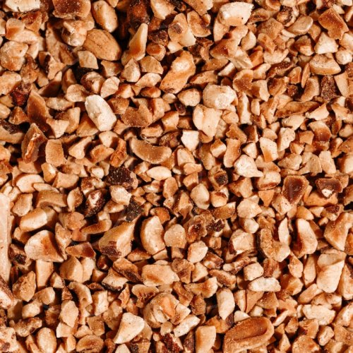 Миндаль дроблёный обжаренный 250 г , 499 ₽ Миндаль дроблёный обжаренный 250 г