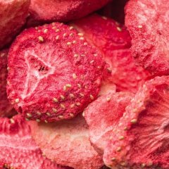 Клубника сублимированная Слайсы 10 г , 119 ₽ Клубника сублимированная Слайсы 10 г